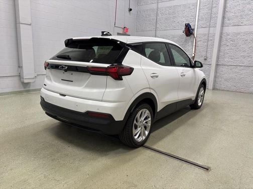 Summit White 2027 Chevrolet Bolt LT