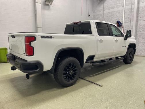 2025 Chevrolet Silverado 3500 LTZ