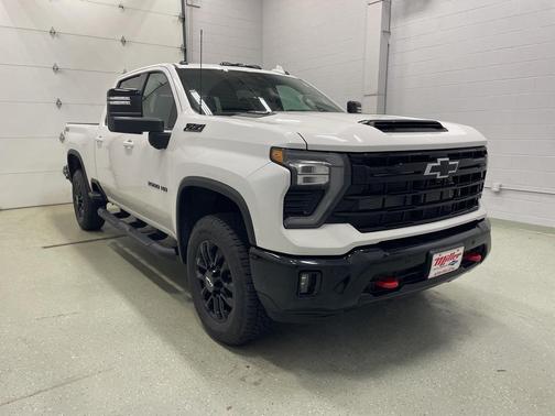 2025 Chevrolet Silverado 3500 LTZ