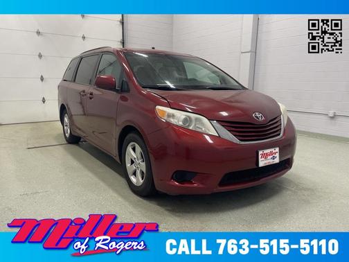 2016 Toyota Sienna LE
