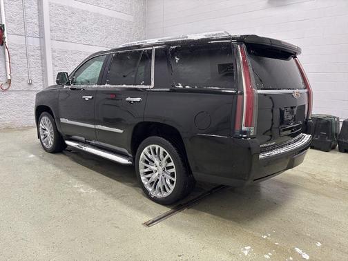 2020 Cadillac Escalade Premium Luxury