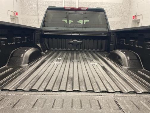 2025 Chevrolet Silverado 3500 LT