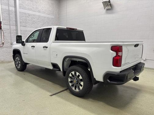2026 Chevrolet Silverado 2500 Custom