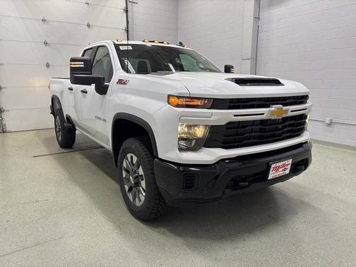 2026 Chevrolet Silverado 2500 Custom