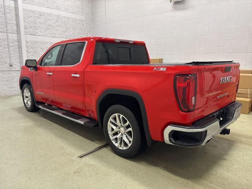 Cardinal Red 2019 GMC Sierra 1500 SLT