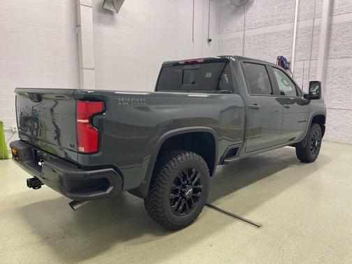 2025 Chevrolet Silverado 3500 LT
