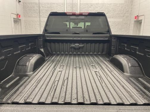 2025 Chevrolet Silverado 3500 High Country