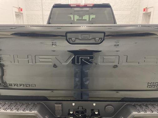 2025 Chevrolet Silverado 3500 High Country