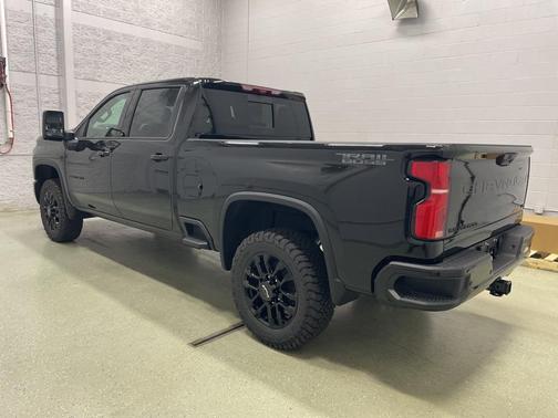 2025 Chevrolet Silverado 2500 LTZ