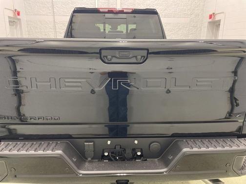 2025 Chevrolet Silverado 2500 LTZ