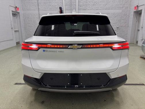 2026 Chevrolet Equinox EV LT 2
