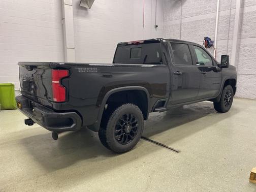 2025 Chevrolet Silverado 3500 LTZ