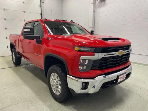 2025 Chevrolet Silverado 3500 LT