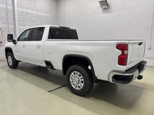 2026 Chevrolet Silverado 3500 LT