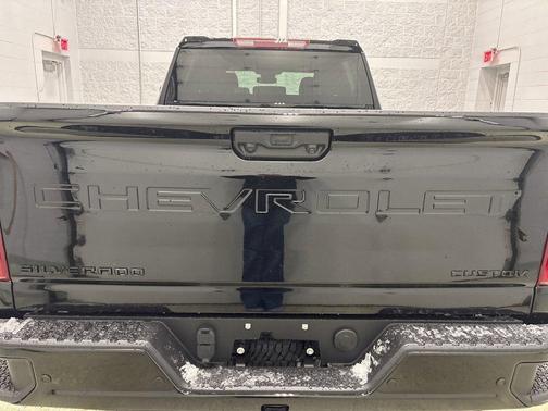 2026 Chevrolet Silverado 2500 Custom