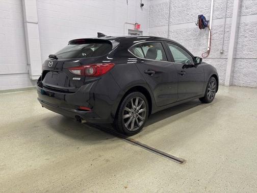 2018 Mazda Mazda3 Touring