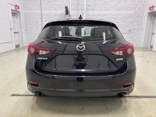 2018 Mazda Mazda3 Touring