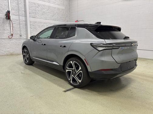 2026 Chevrolet Equinox EV LT 2