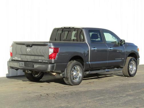 2018 Nissan Titan SV