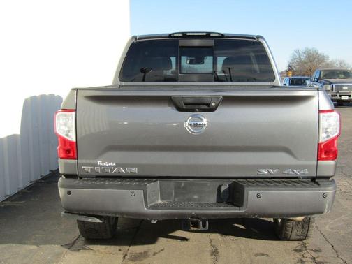 2018 Nissan Titan SV