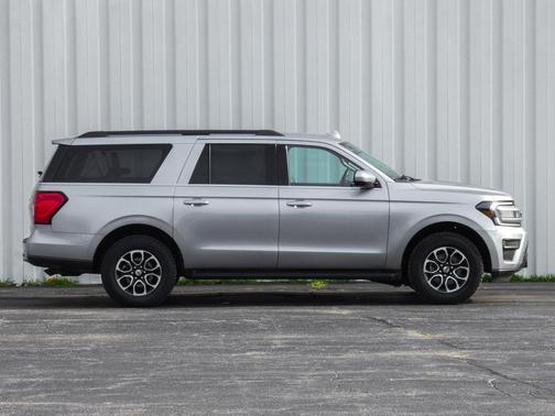 Silver Metallic 2024 Ford Expedition Max XLT