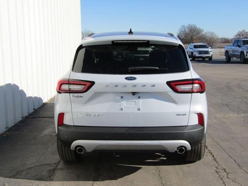 2026 Ford Escape Platinum