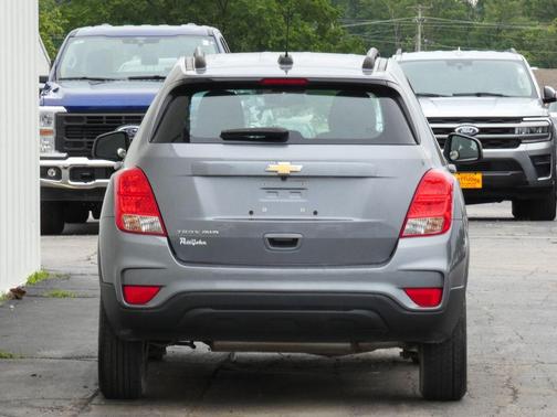 Satin Steel Metallic 2020 Chevrolet Trax LS