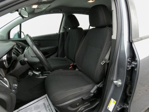 Satin Steel Metallic 2020 Chevrolet Trax LS
