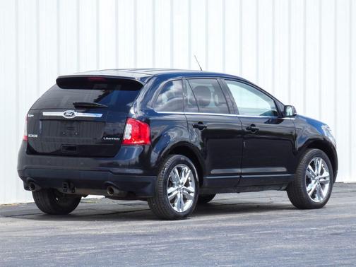 Tuxedo Black Metallic 2013 Ford Edge Limited