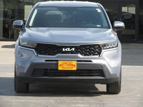2023 Kia Sorento LX