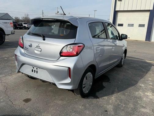 2024 Mitsubishi Mirage ES