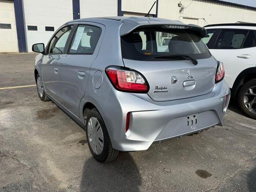 2024 Mitsubishi Mirage ES