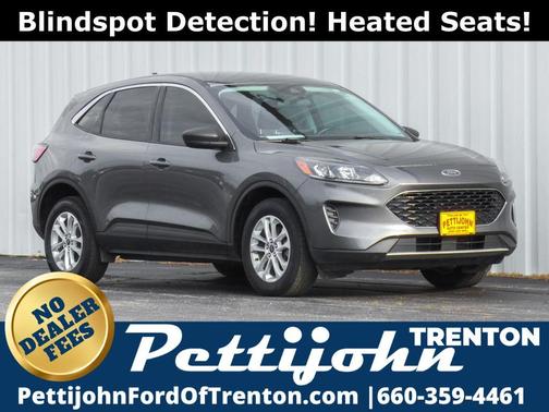 Gray Metallic 2022 Ford Escape SE