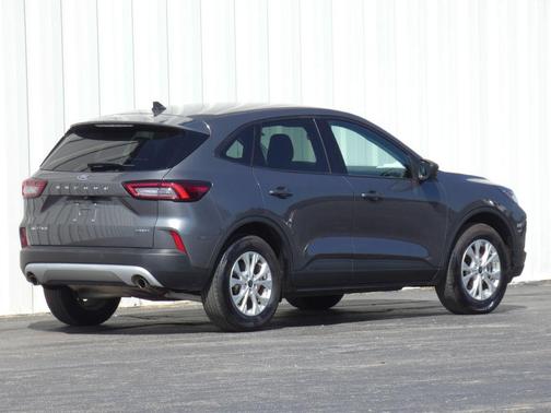 Gray Metallic 2025 Ford Escape Active