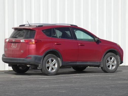 Barcelona Red Metallic 2013 Toyota RAV4 XLE