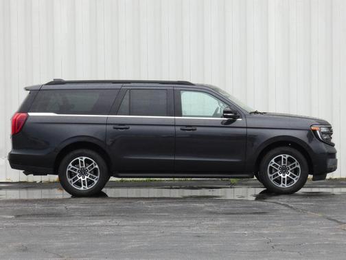 Gray Metallic 2025 Ford Expedition Max Active