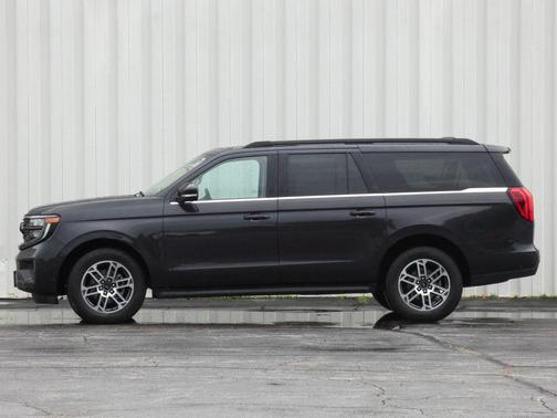 Gray Metallic 2025 Ford Expedition Max Active