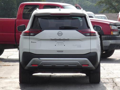 White 2023 Nissan Rogue Platinum