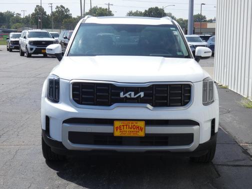 Glacial White Pearl 2025 Kia Telluride S