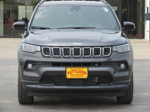 2024 Jeep Compass Latitude Lux