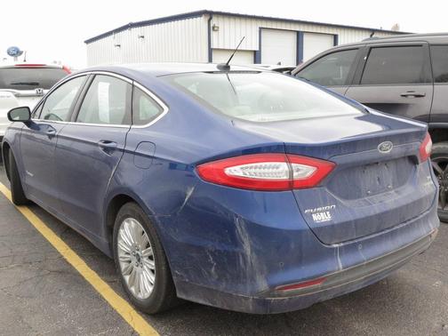 2016 Ford Fusion Hybrid SE