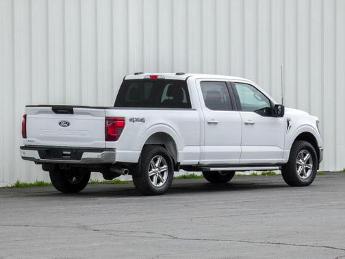 White 2024 Ford F-150 XLT
