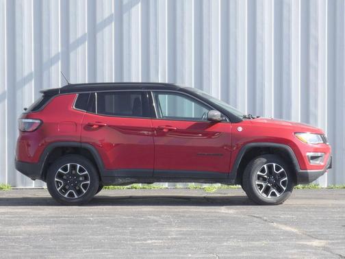 Redline Pearlcoat 2020 Jeep Compass Trailhawk