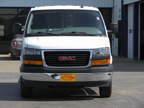 2023 GMC Savana 2500 Work Van