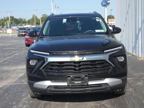 Mosaic Black Metallic 2025 Chevrolet Trailblazer LT