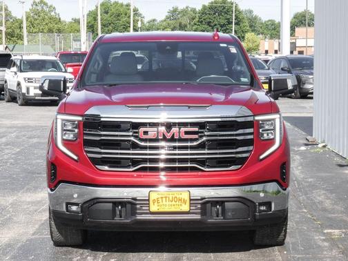 Cayenne Red Tintcoat 2022 GMC Sierra 1500 SLT