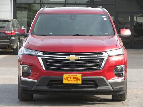 2022 Chevrolet Traverse LT Leather