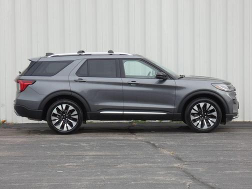 Gray Metallic 2026 Ford Explorer Platinum