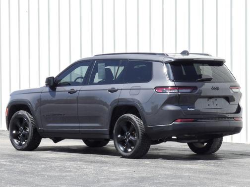 Metallic 2023 Jeep Grand Cherokee L Laredo