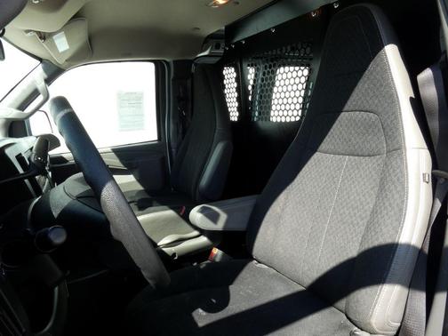 2023 GMC Savana 2500 Work Van